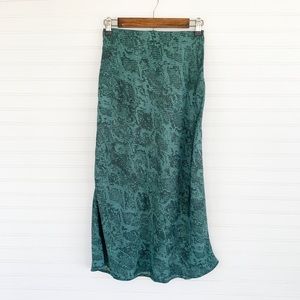 A New Day Green Snakeskin Midi Skirt Women’s Size XS